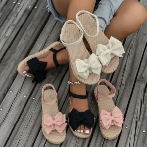 Women Anti-slip Trend Sandals 2025 New Summer Lightweight Sandals Fashion Beach Casual Slippers